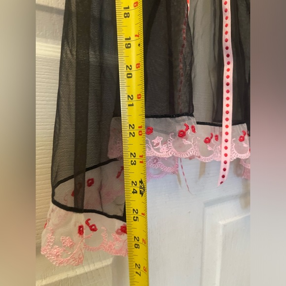 Victoria’s Secret Black And Red Lips Lingerie Chemise Vest 34C - Picture 6 of 9